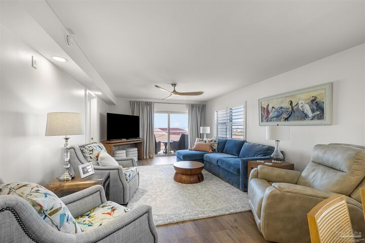 Property Photo:  1600 Via Deluna Dr 608B  FL 32561 