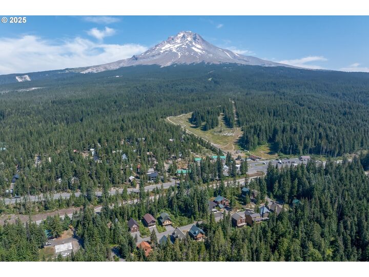 Property Photo: 89790 E Morrison Ln OR 97028