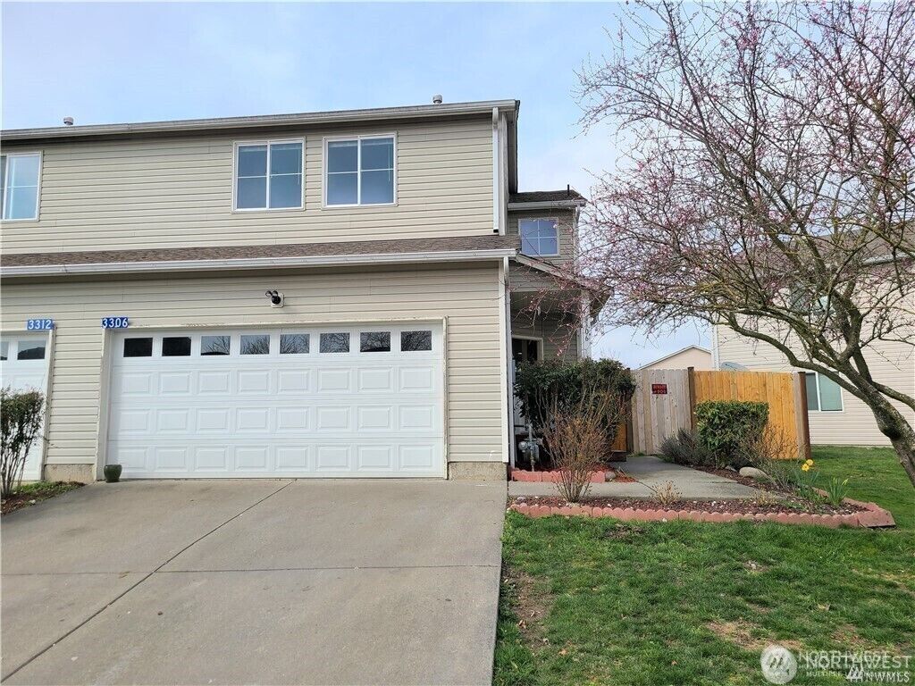 Property Photo: 3306 Arbor Street WA 98273