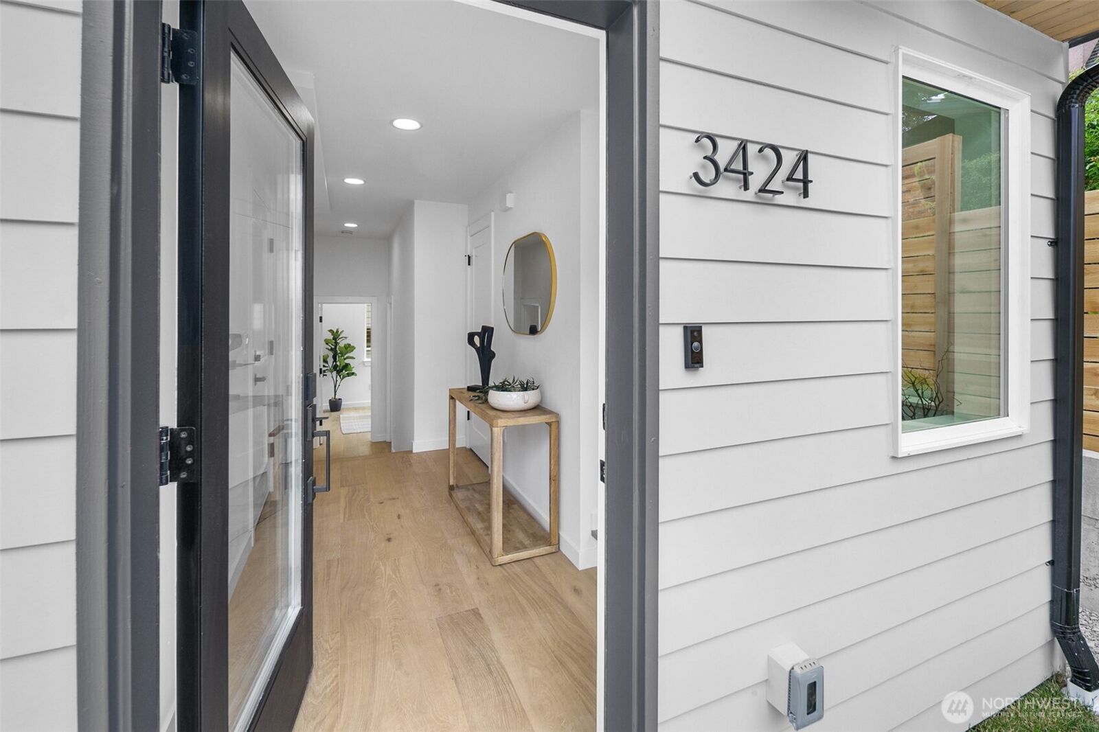Property Photo: 3424 20th Avenue S WA 98144
