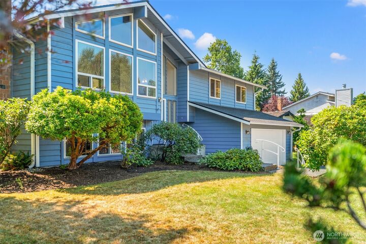Property Photo: 10526 237th Place SW WA 98020