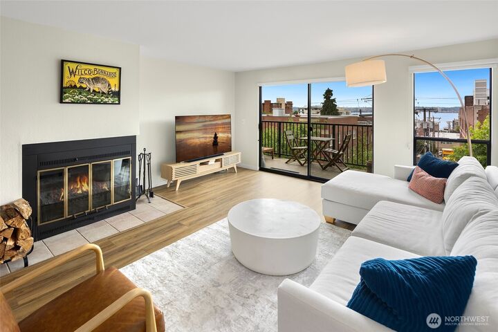 Property Photo:  410 W Roy Street E207  WA 98119 