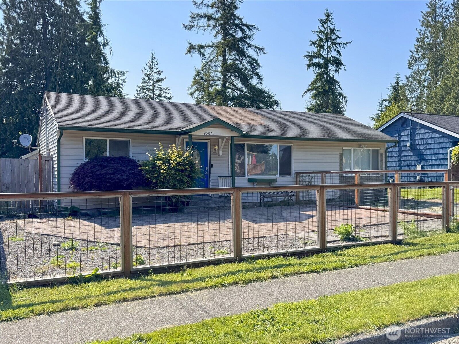 Property Photo:  20426  54th Avenue W  WA 98036 