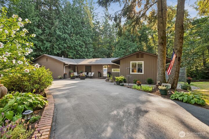 Property Photo:  26625 SE 152 Street  WA 98027 