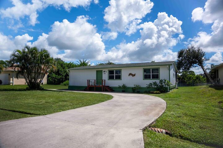 1881 SE Manth Lane  Port Saint Lucie FL 34983 photo