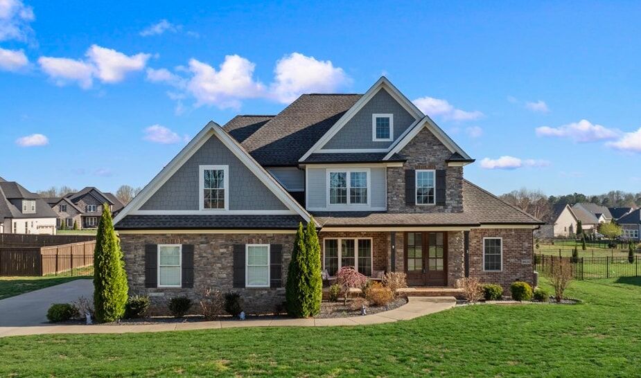 Property Photo: 8634 Pebblestone Lane KY 42122