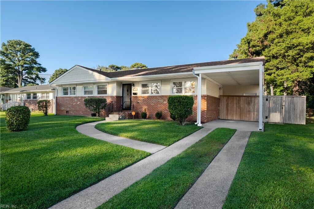 Property Photo: 3521 Gamage Dr VA 23518