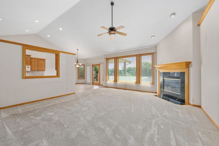 Property Photo: 1630 S Michelle St KS 67207