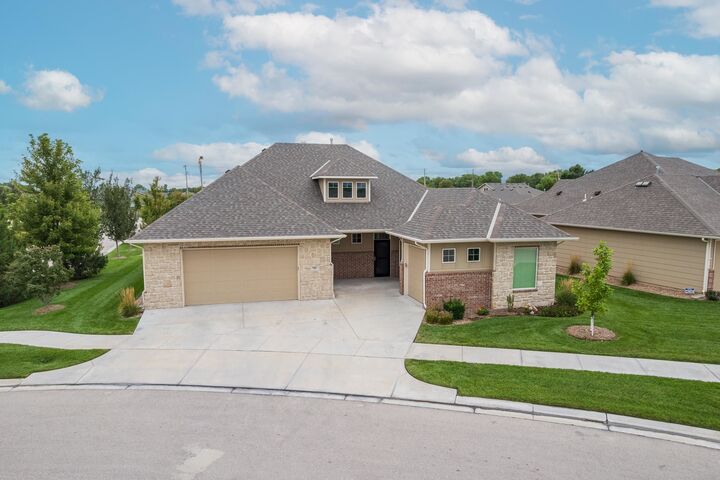 Property Photo: 705 N Firefly Ct KS 67235