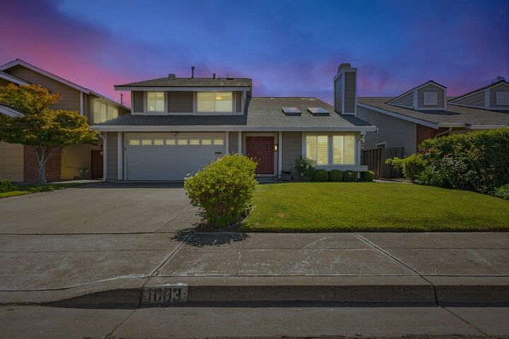 Property Photo: 1003 Avalon Avenue CA 94404