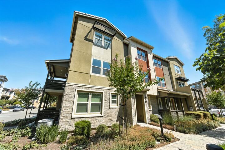 Property Photo:  398 Desert Holly Street  CA 95035 