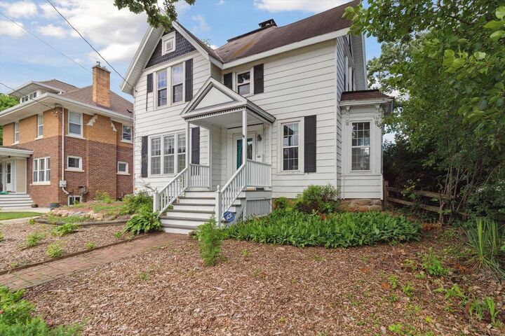 133 South Monroe Street  Stoughton WI 53589 photo