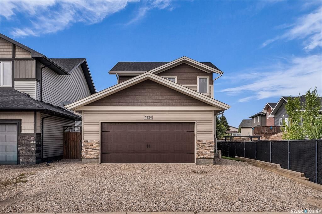 Property Photo: 124 Parkview Cove SK S0K 3A0