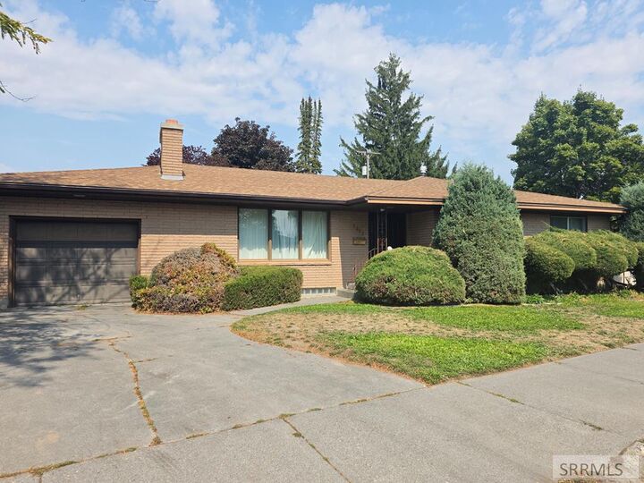 1065 E 21st Street  Idaho Falls ID 83405 photo