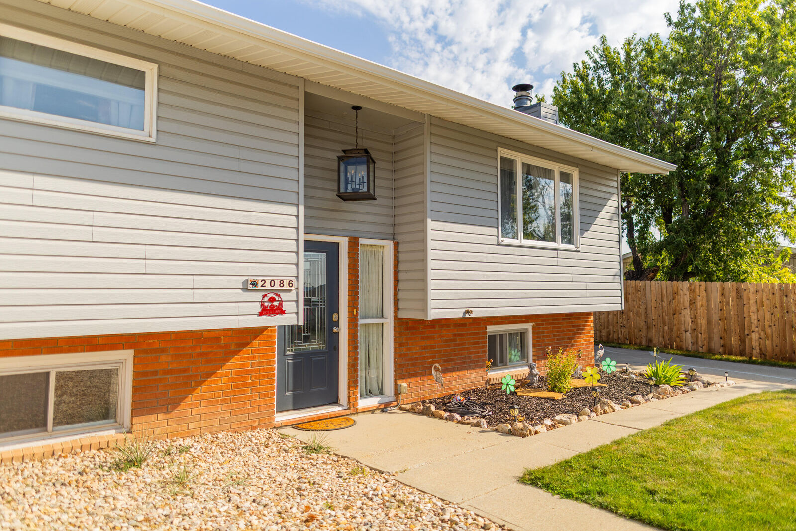 Property Photo:  2086 Big Horn Avenue  WY 82801 