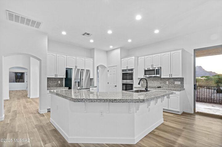 Property Photo:  7817 N Va Laguna Niguel  AZ 85743 