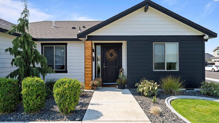 7810 Cassiar Dr  Pasco WA 99301 photo