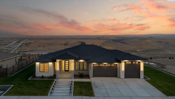 7483 W 23rd Ave 11  Kennewick WA 99338 photo