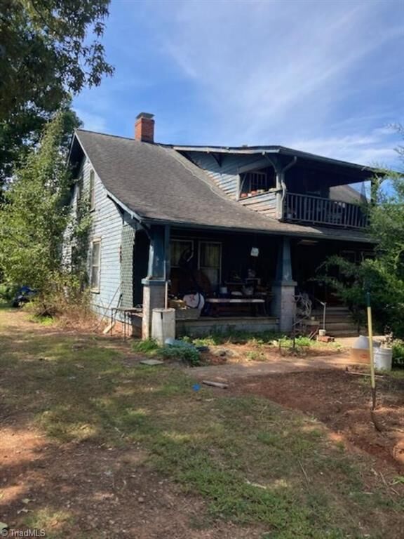Property Photo: 5121 Boone Trail NC 28651