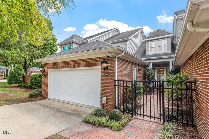 3417 Sir Colleton Court  Raleigh NC 27612 photo