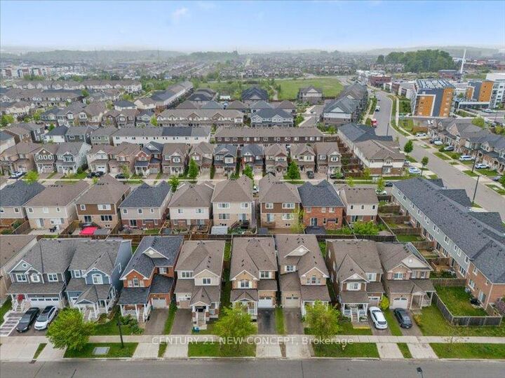 Photo de la propriété:  85 Ludolph Street  ON N2R 0J4 