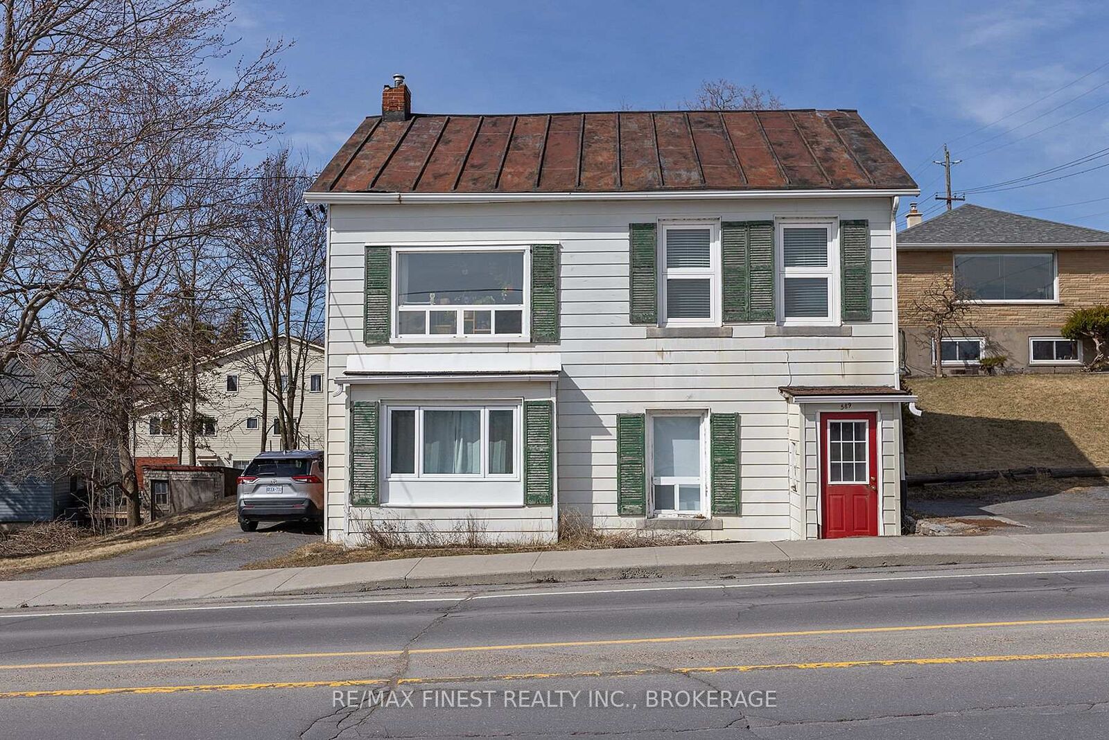Property Photo: 589 King Street W ON K7M 2E6