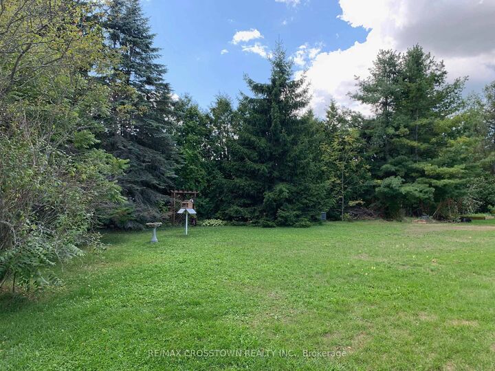 Photo de la propriété: 43 Foyston Park Circle ON L0L 1Y0