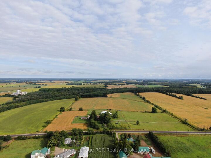 Property Photo:  40560 Howick-Turnberry Line  ON N0G 2W0 
