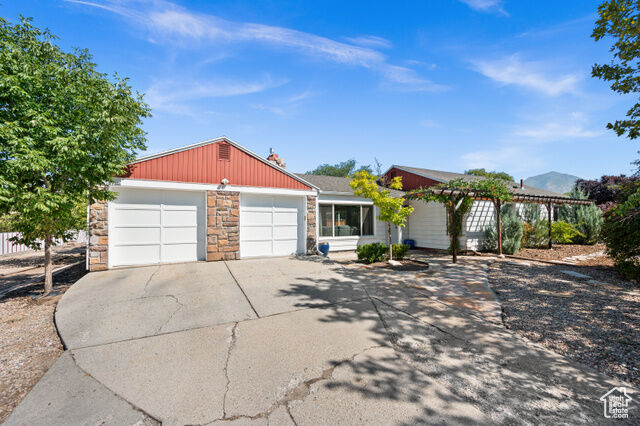 Property Photo: 1449 E 4165 S UT 84124