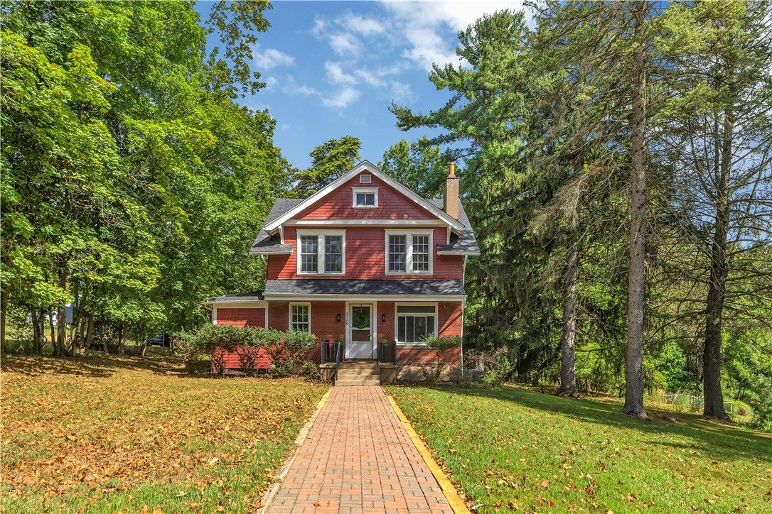 Property Photo:  1160 Ingomar Heights Rd  PA 15237 