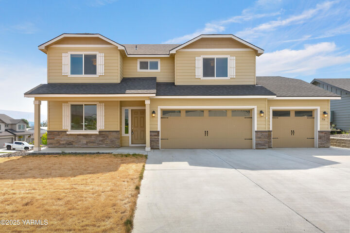 516 Luna Ave  Moxee WA 98936 photo