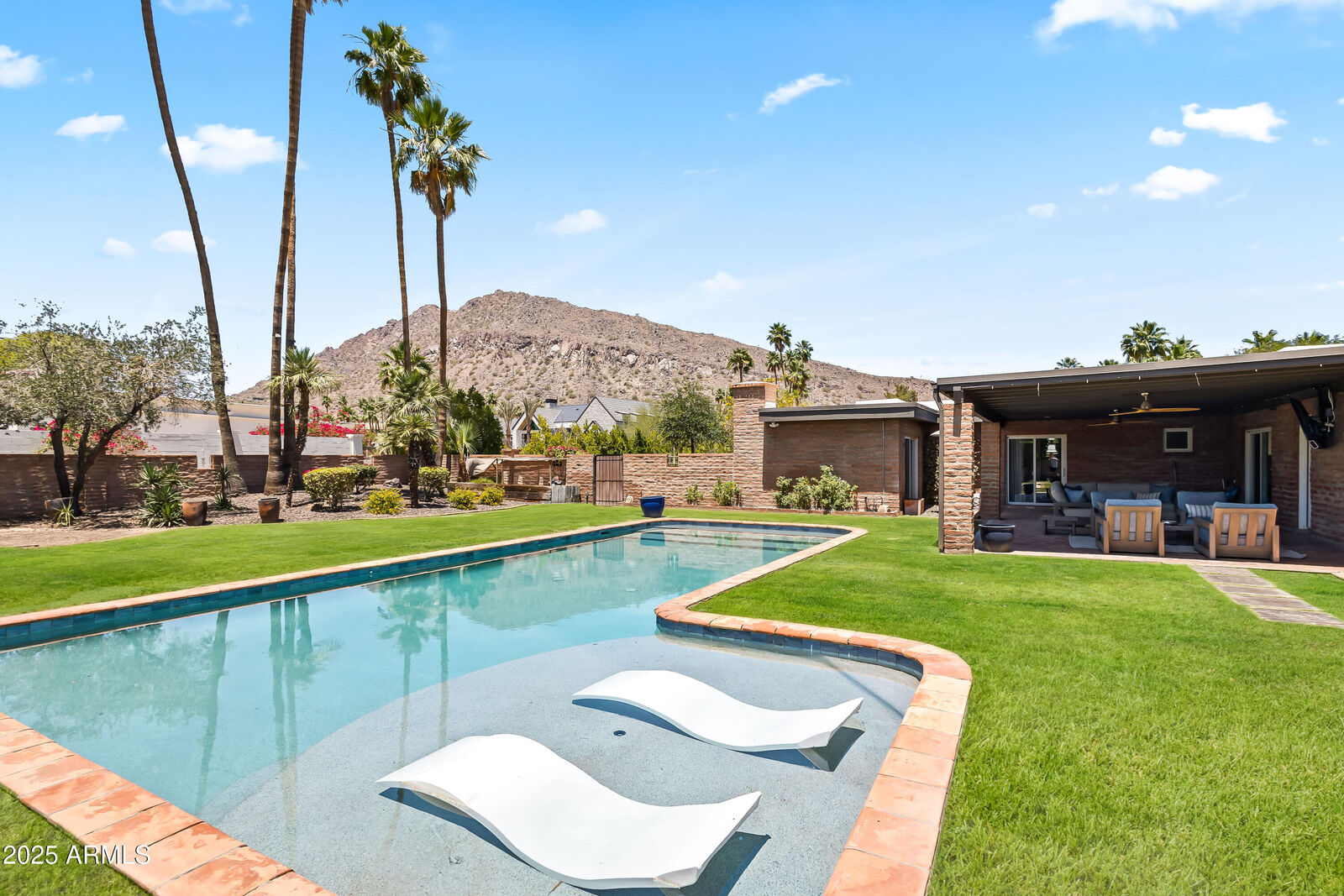 Property Photo: 6245 E Hillcrest Boulevard AZ 85251