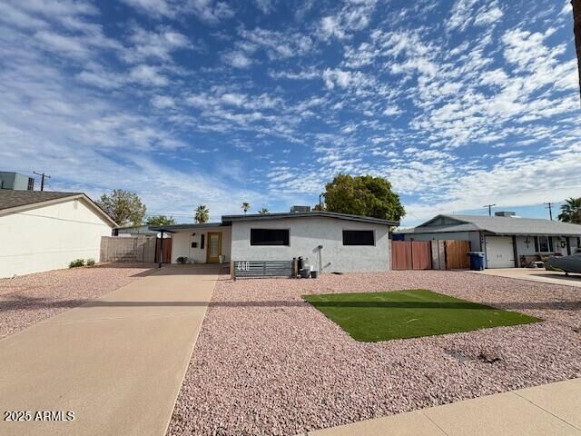 Property Photo: 440 E Beatryce Street AZ 85288