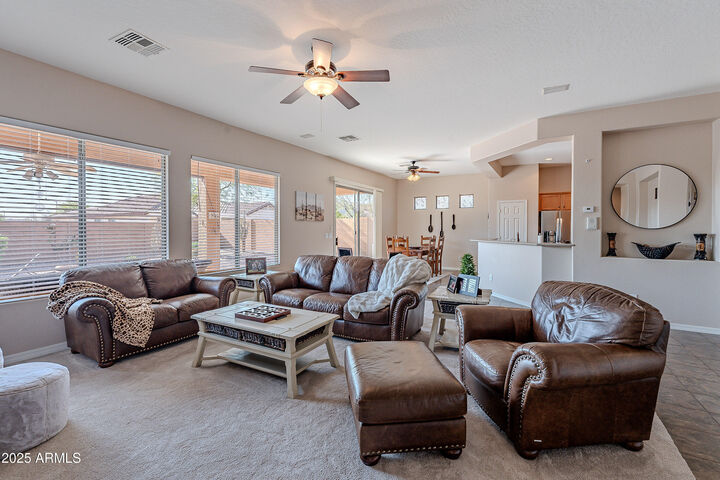 Property Photo: 2456 W Clearview Trail AZ 85086