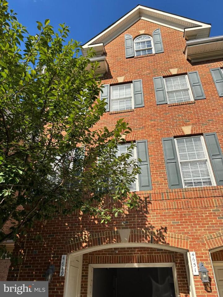 4649 Red Admiral Way 156  Fairfax VA 22033 photo