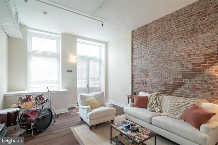 Property Photo:  50 N Front Street 56 101  PA 19106 