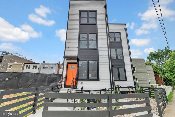 2333 Fairlawn Avenue SE 1  Washington DC 20020 photo