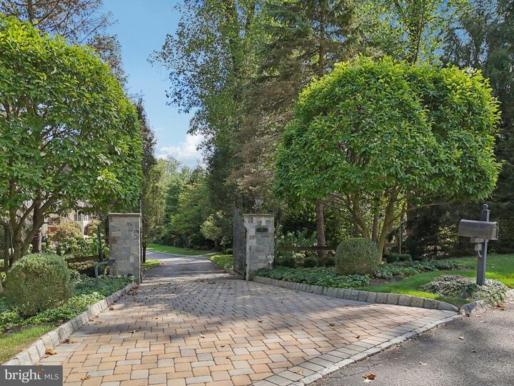Property Photo:  13 Hageman Lane  NJ 08540 