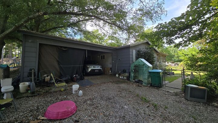 Property Photo: 299 Red Road GA 30705
