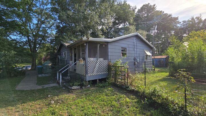 Property Photo: 299 Red Road GA 30705