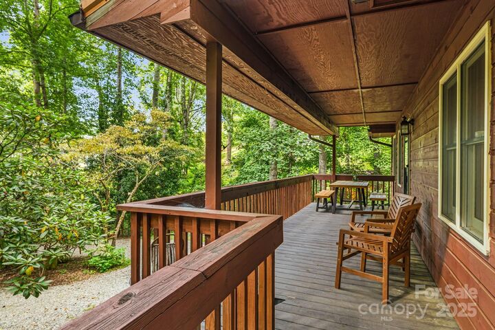 Property Photo:  196 Hamburg Mountain Road  NC 28787 