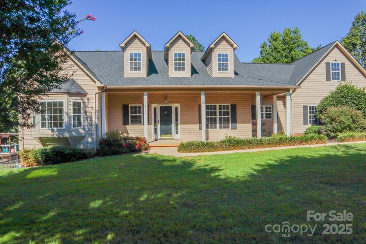 4106 Hemingway Drive  Hickory NC 28601 photo