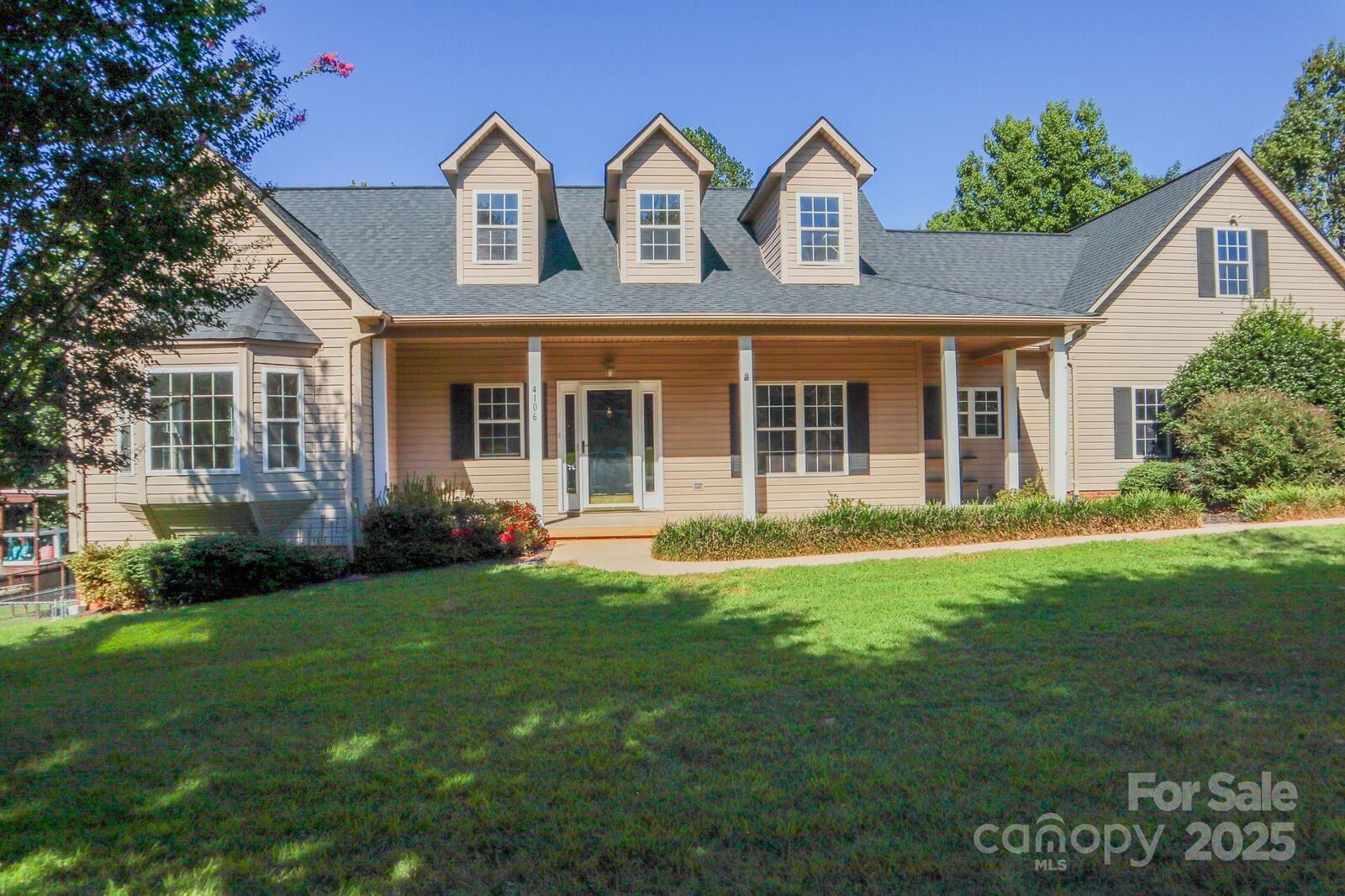 Property Photo: 4106 Hemingway Drive NC 28601