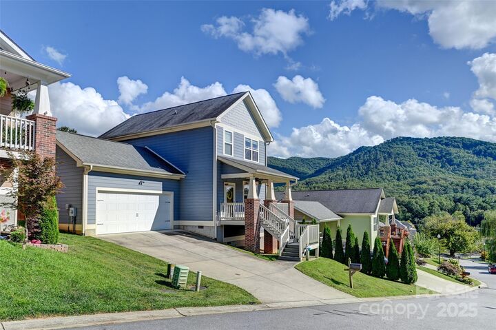 Property Photo: 17 Teems Lane NC 28805