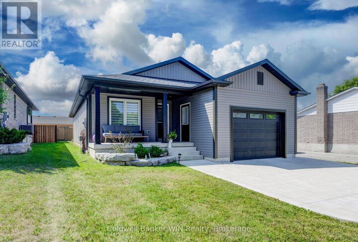 780 Waterloo Street  Wellington North (Mount Forest) ON N0G 2L3 photo