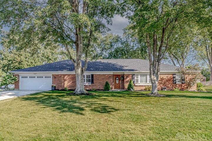 1487 Beaushire Circle  Washington Twp OH 45459 photo