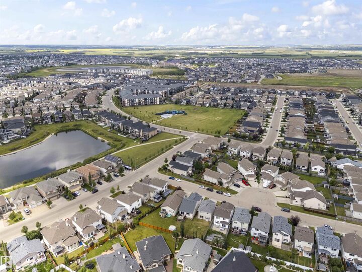 Property Photo: 7519 170 Avenue NW AB T5Z 0B2