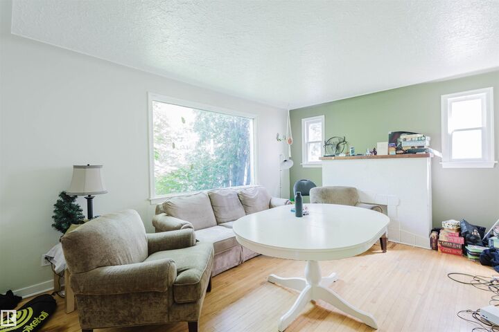 Property Photo: 7230 112 Street NW AB T6G 1J3
