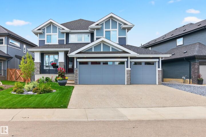 3912 Ginsburg Crescent NW  Edmonton AB T5T 4V1 photo