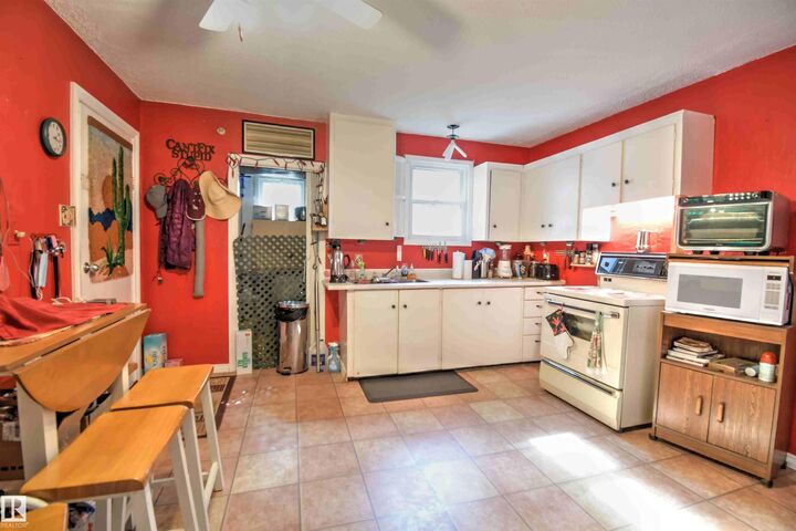 Property Photo:  26, 562007 RR 113  AB T0B 4K0 